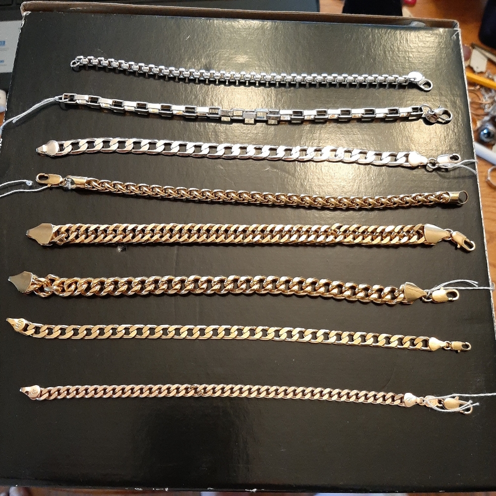 Ladies Jewelry - Picture 4 of 8